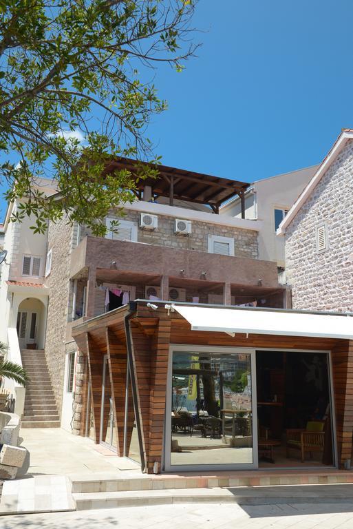 Apartments Mtv Petrovac ภายนอก รูปภาพ