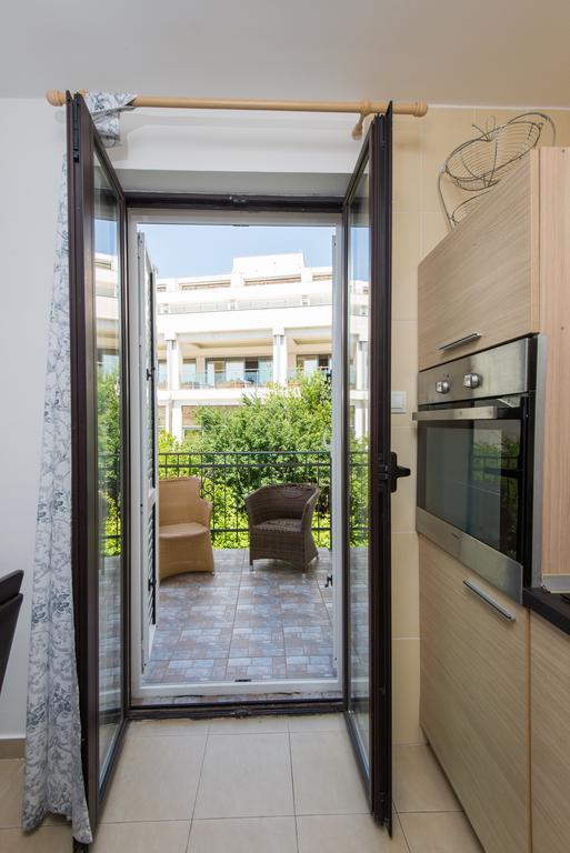 Apartments Mtv Petrovac ภายนอก รูปภาพ
