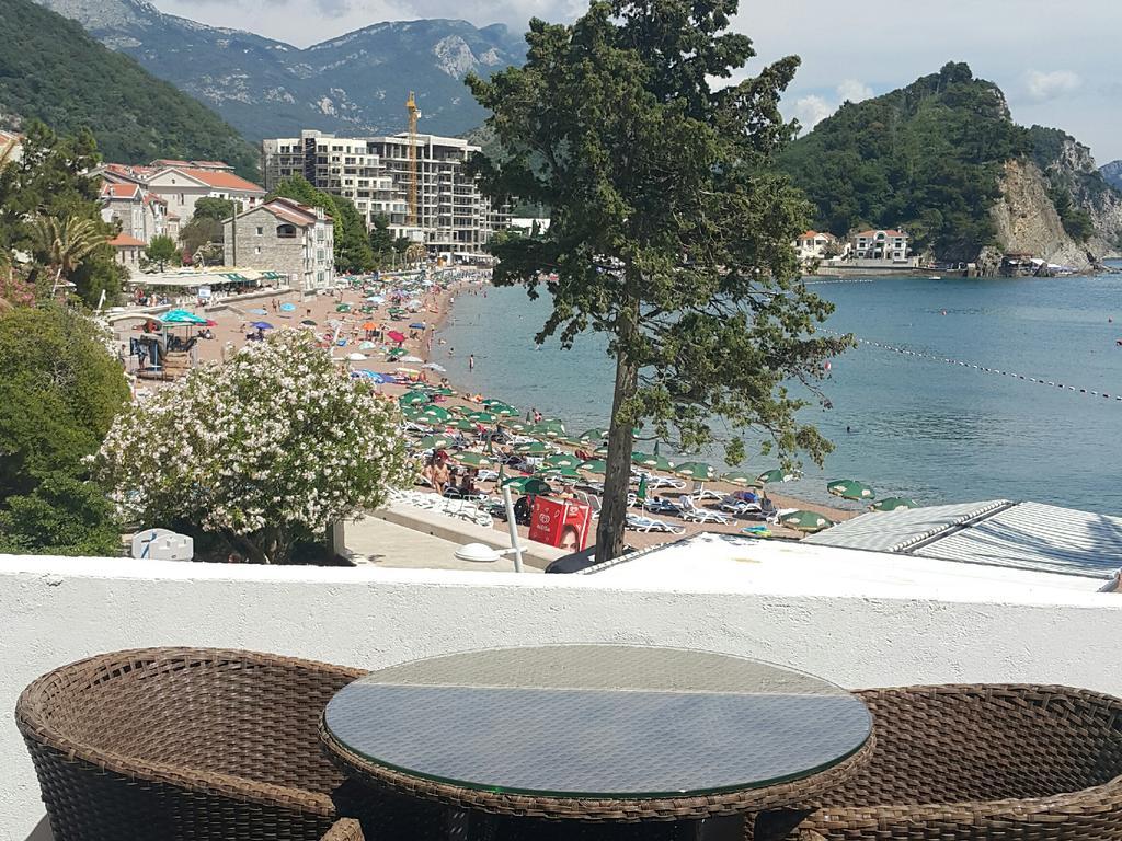 Apartments Mtv Petrovac ภายนอก รูปภาพ